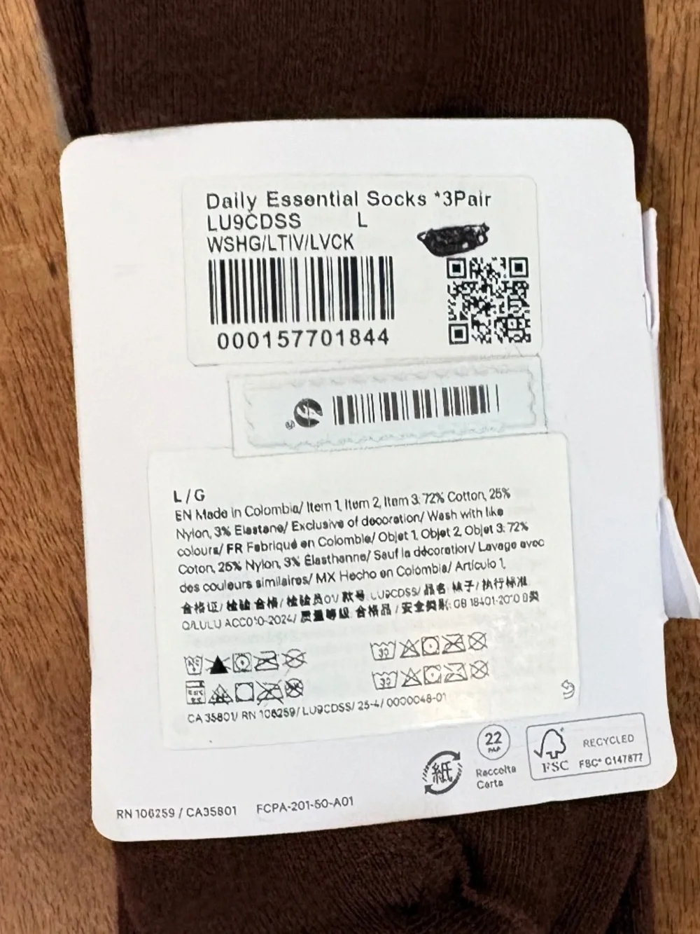 Lululemon daily essential crew length socks 3 pack